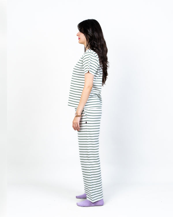 EVERGREEN STRIPE CREW NECK TEE